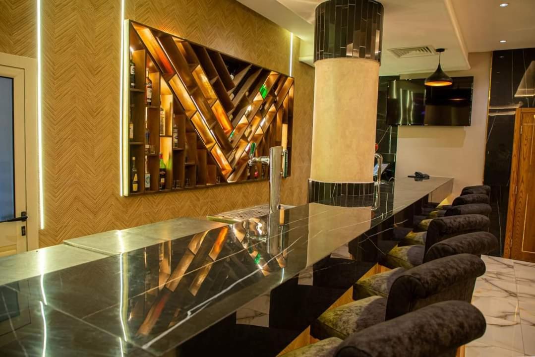 Hotel Donia Sfax Bagian luar foto
