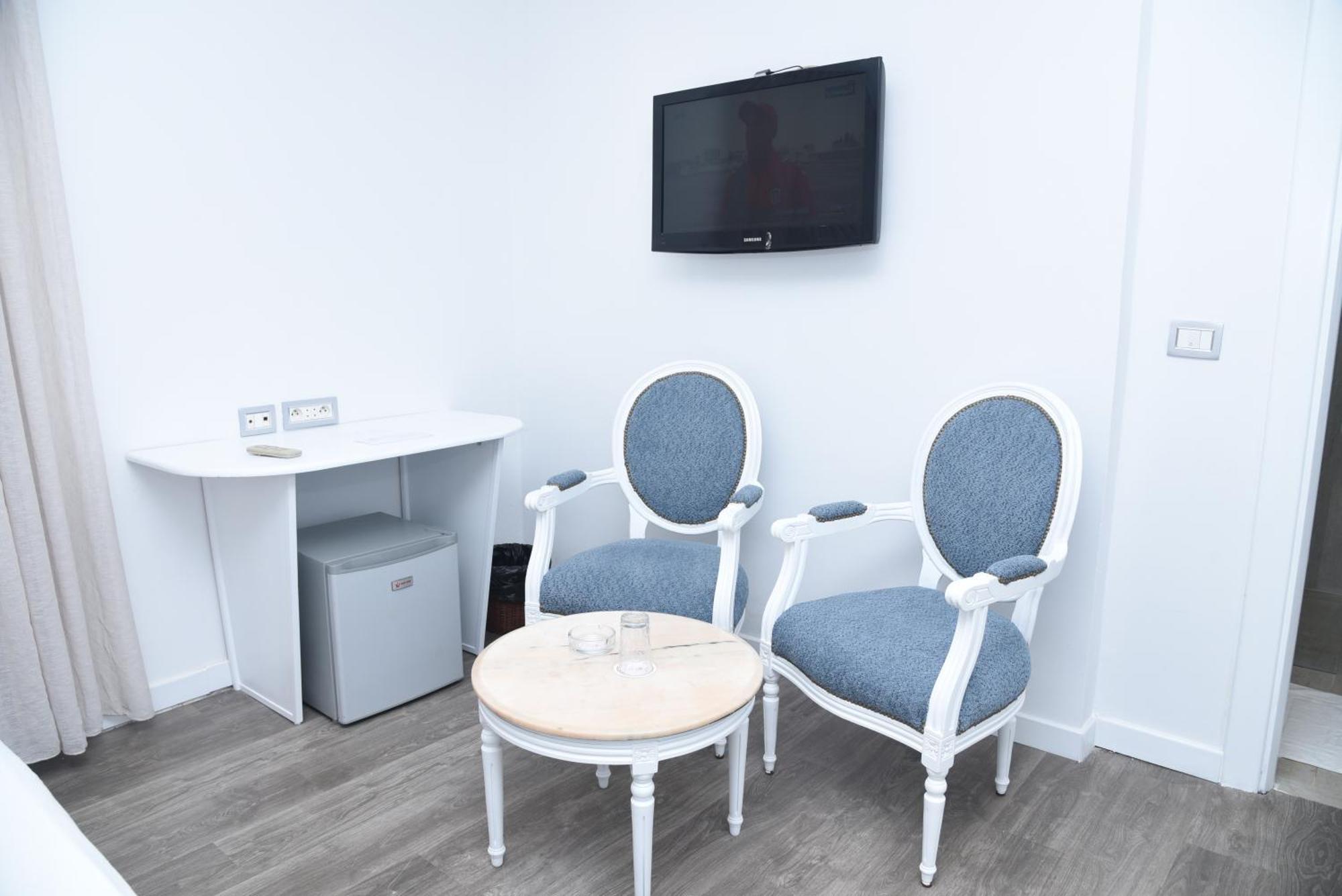 Hotel Donia Sfax Bagian luar foto