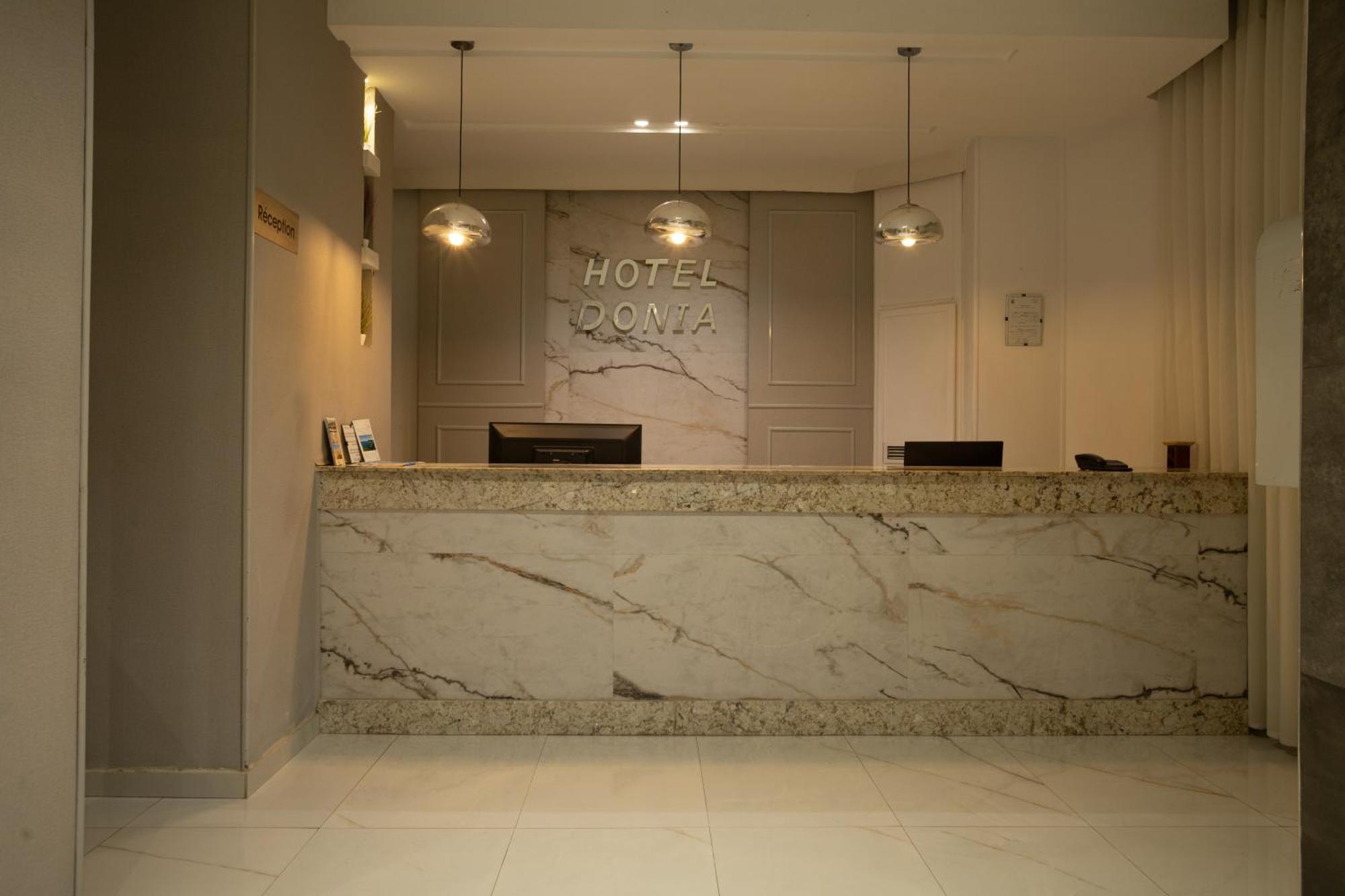 Hotel Donia Sfax Bagian luar foto