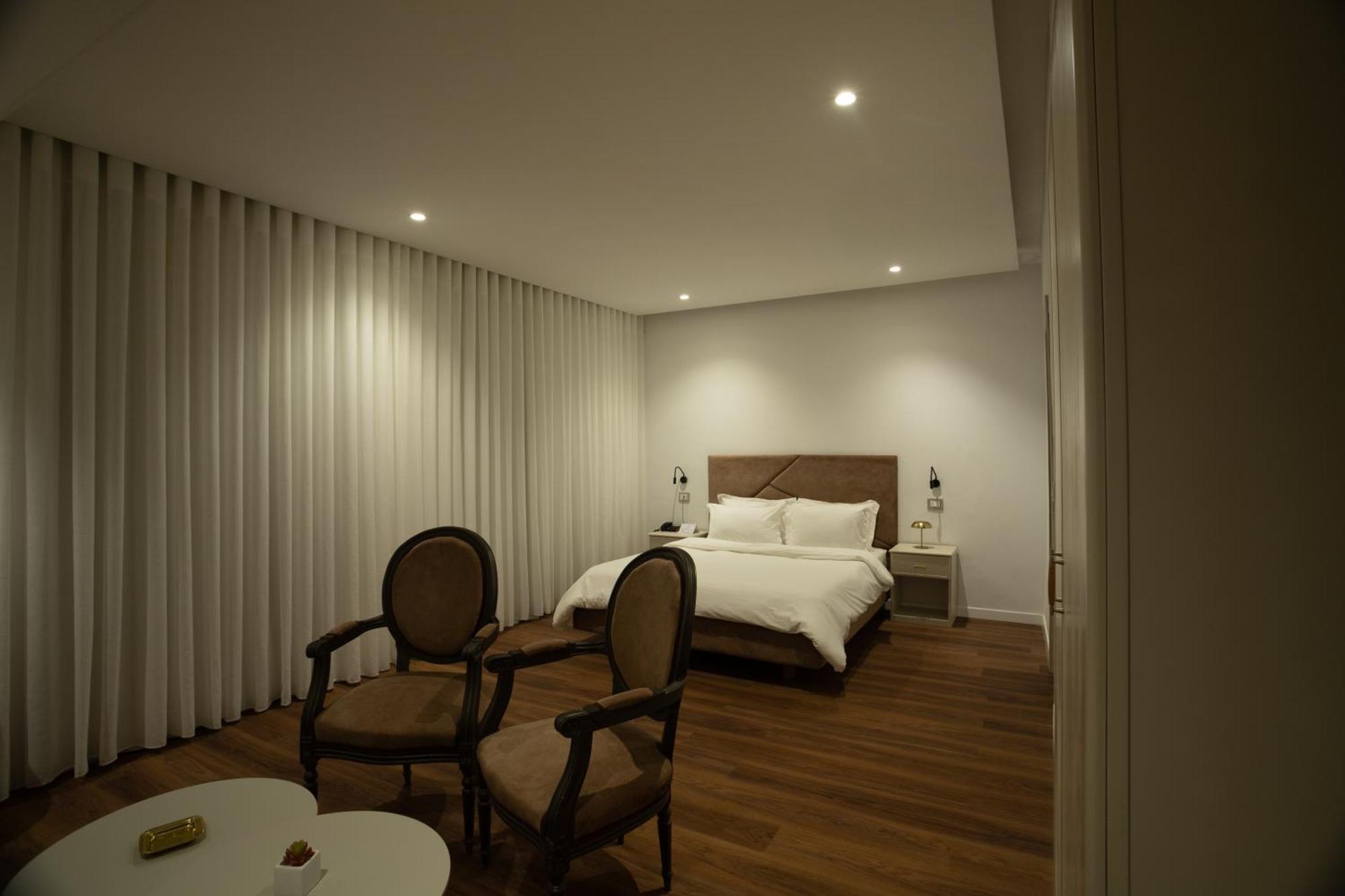 Hotel Donia Sfax Bagian luar foto